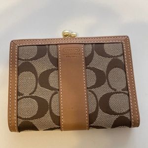 Coach wallet